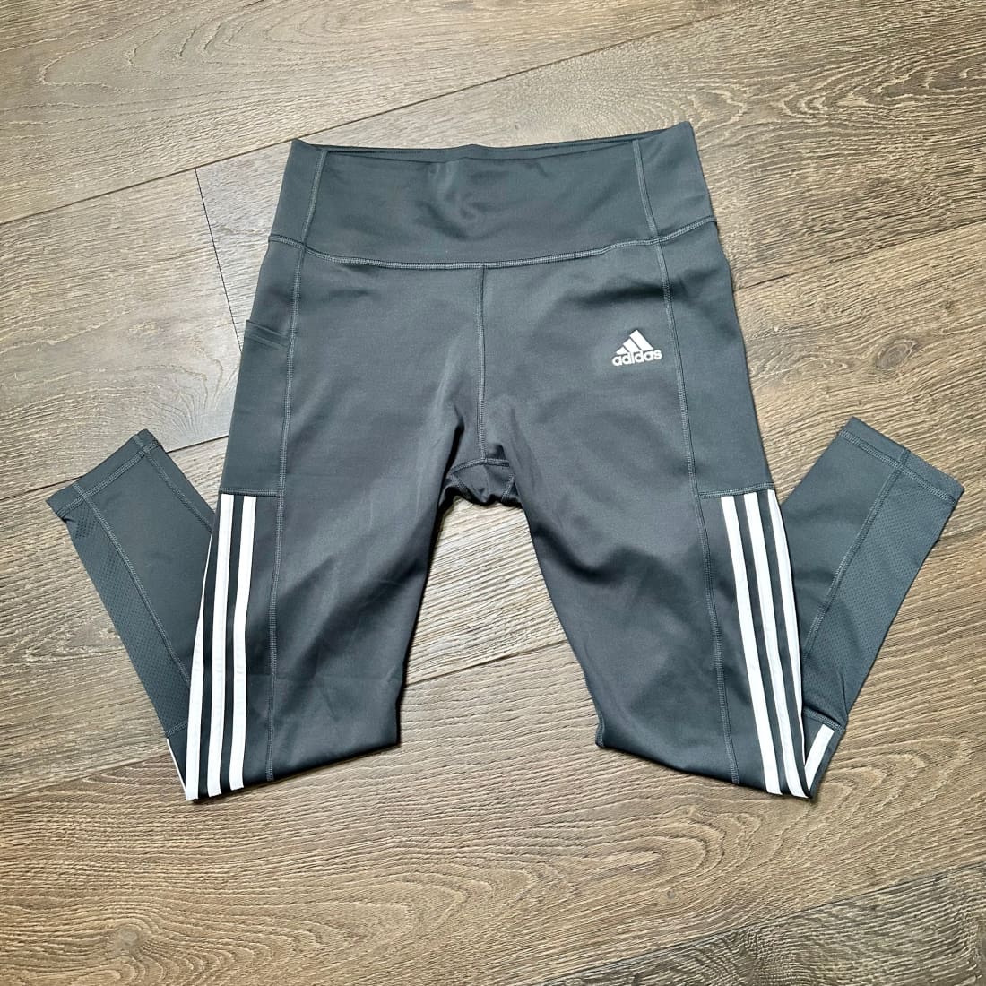 Adidas Aeroready High Waist Side Stripe 7/8 Leggings with Pocket Carbon Grey Size L NWOT