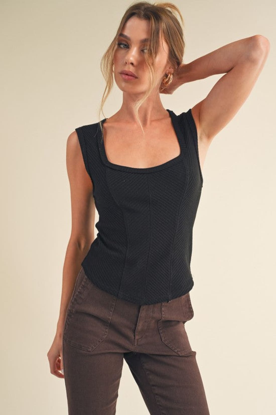Exposed Seam Ribbed Wide Strap Tank in Black