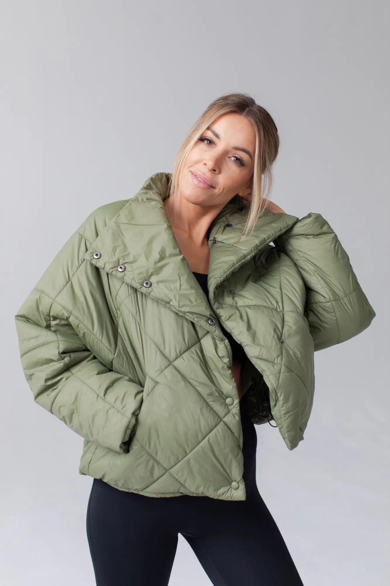 Jackets Sweaters + Outerwear - Women