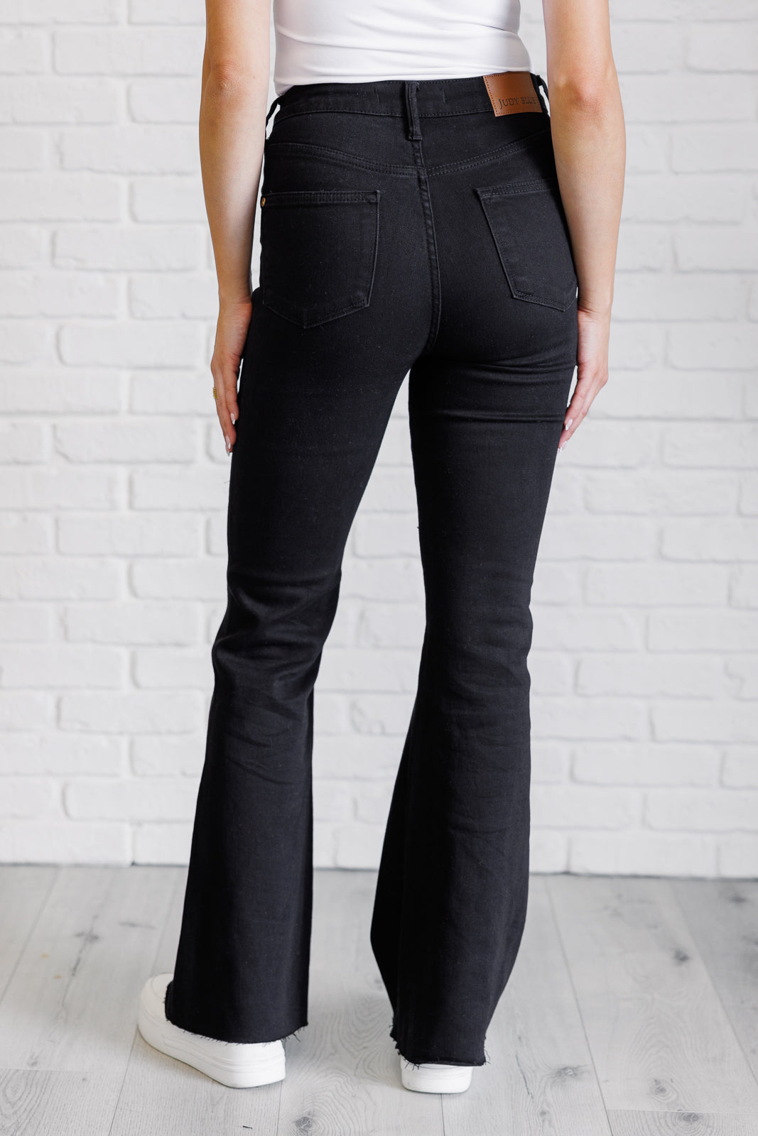 Etta High Rise Control Top Flare Jeans in Black | Women’s Jeans