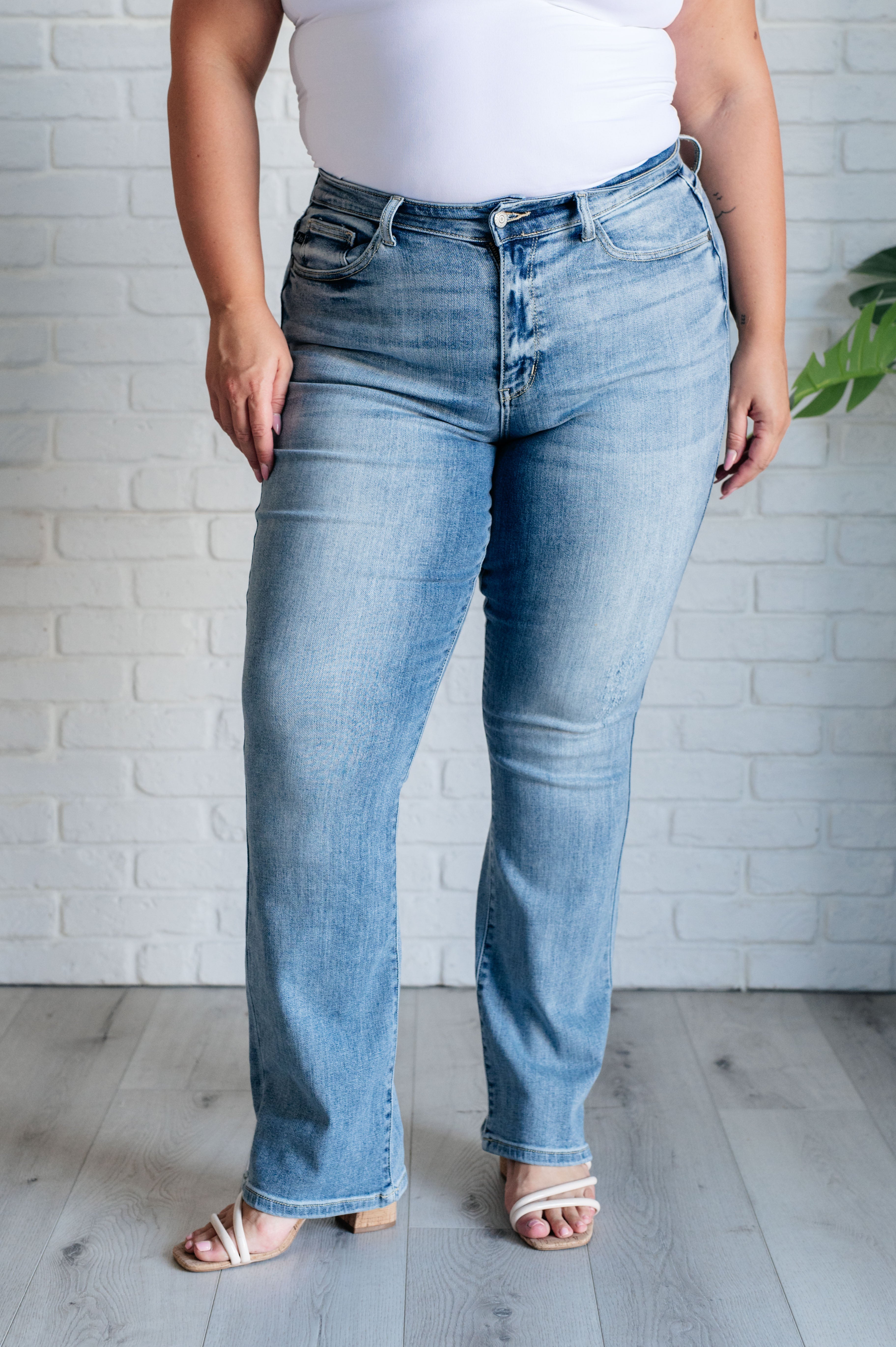 Alana Mid Rise Clean Bootcut Jeans | Womens jeans