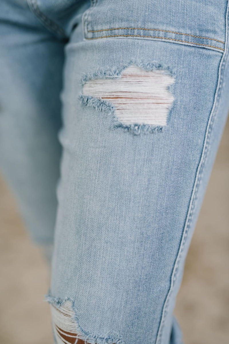 Judy Blue Distressed Boyfriend Jeans