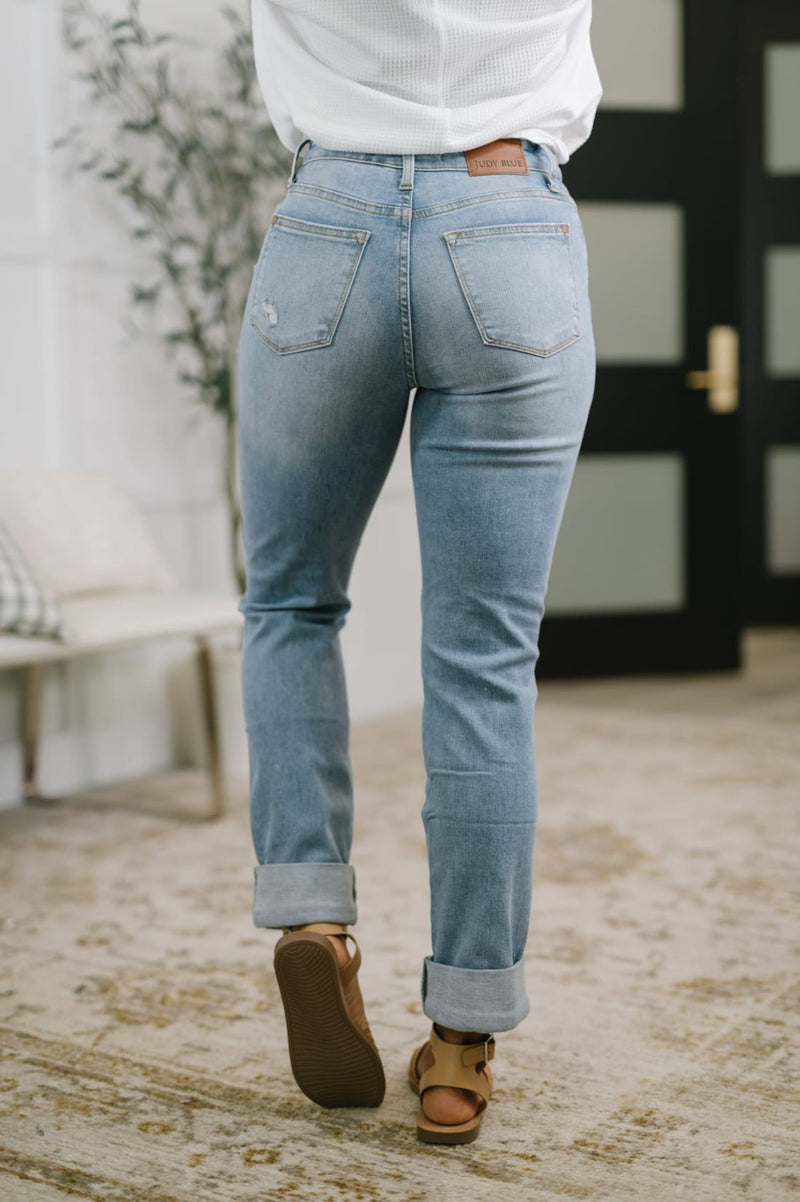 Judy Blue Distressed Boyfriend Jeans