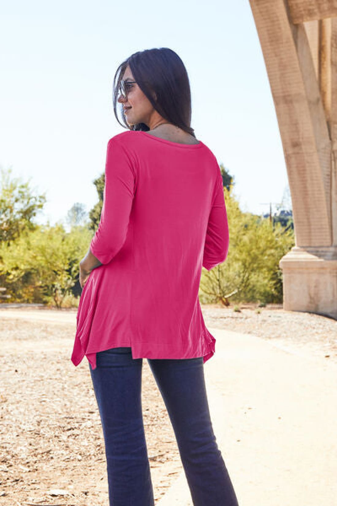 3/4 Sleeve Round Neck Pocketed Tunic Top