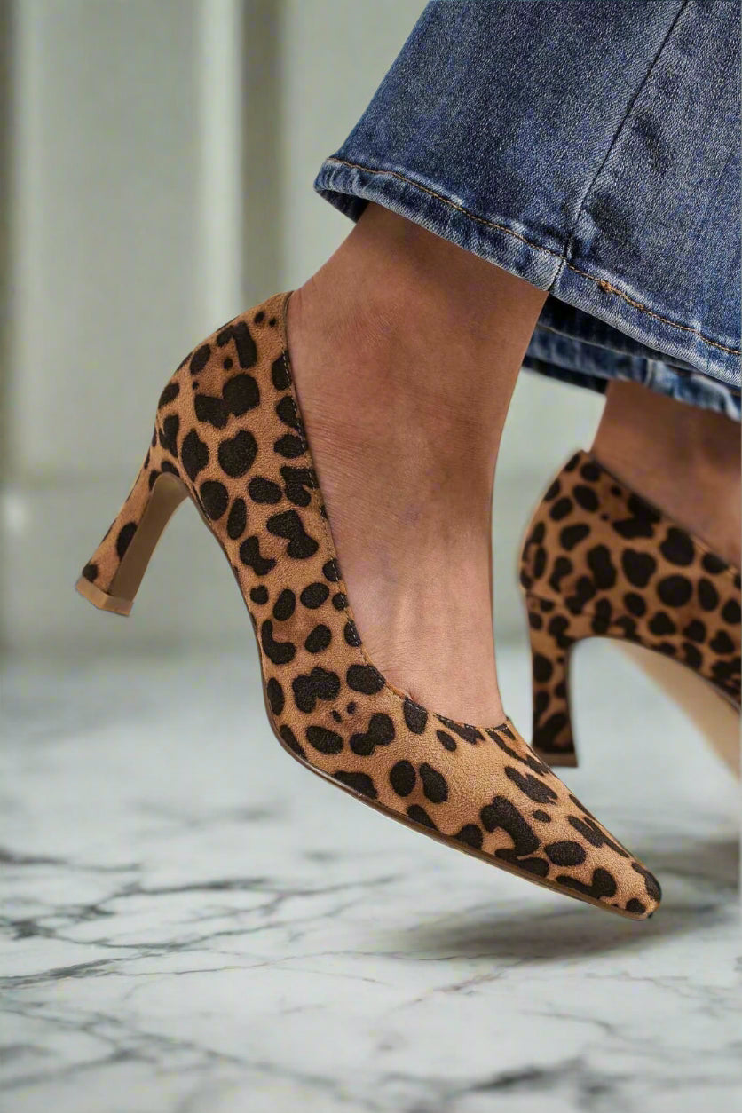 Beast Fashion Faux Suede Leopard Point Toe Pumps