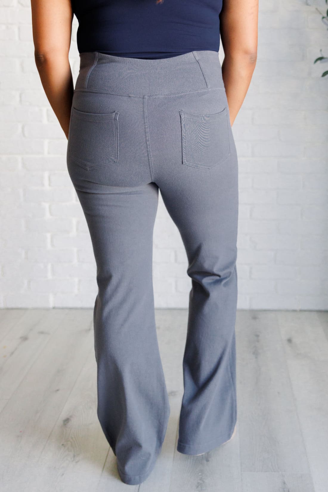 Building Habits Twill Flared Crossover Waist Pant in Titanium | Pants