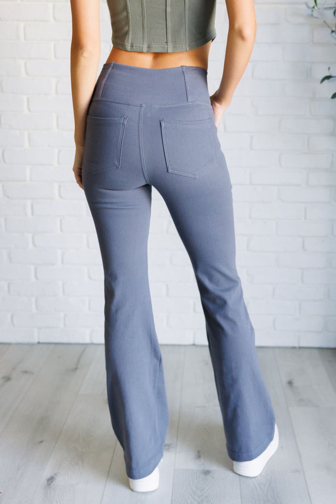 Building Habits Twill Flared Crossover Waist Pant in Titanium | Pants