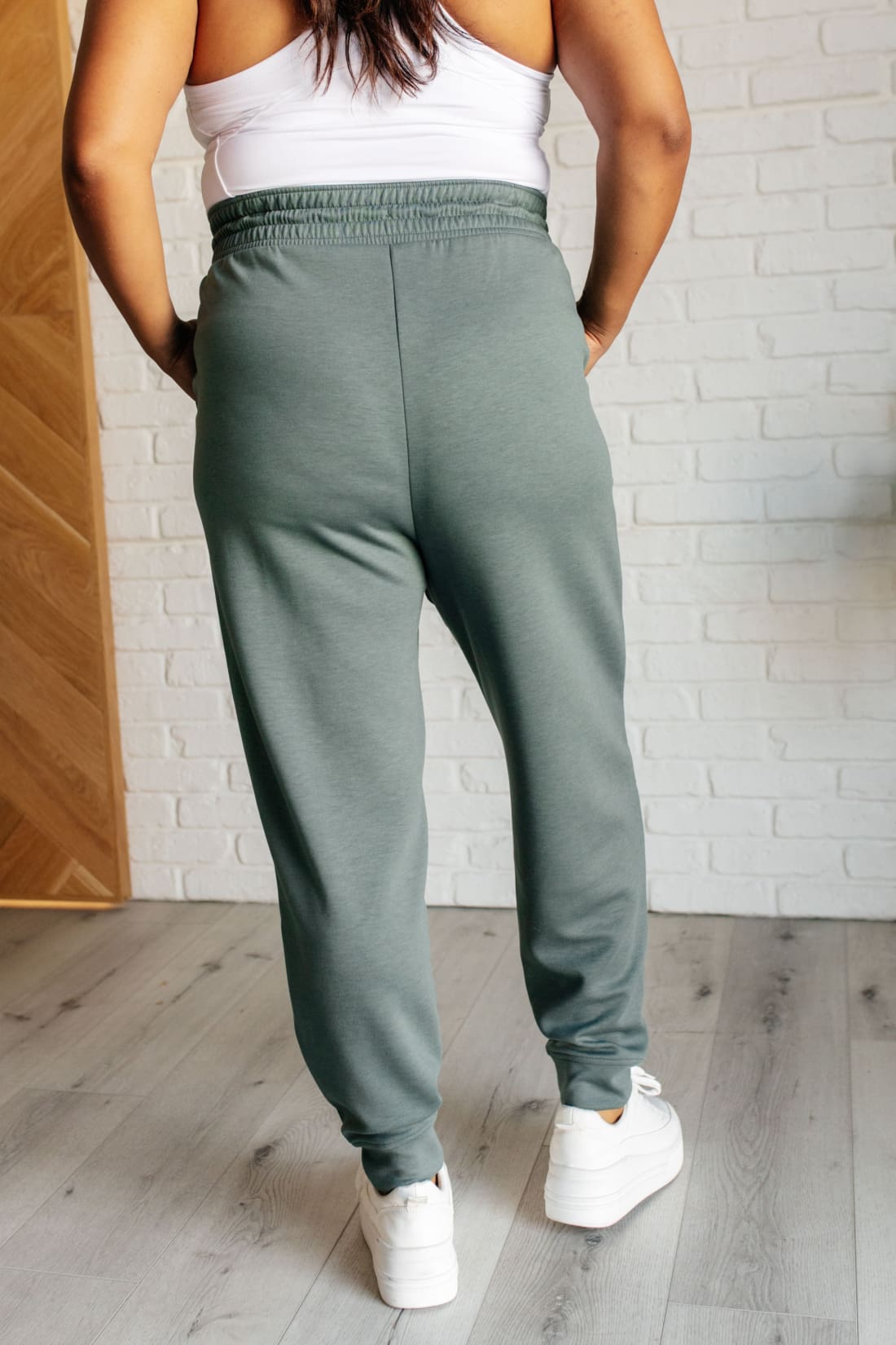 Center Seam Scuba Joggers in Ash Jade | joggers