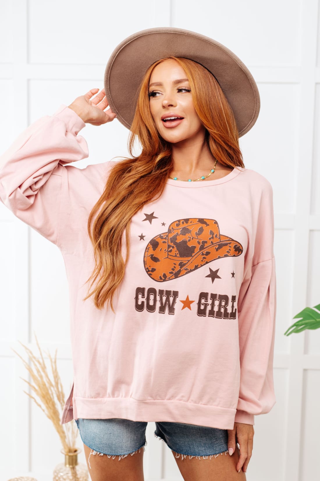 Cow Girl Graphic Pullover in Dusty Pink | Tops