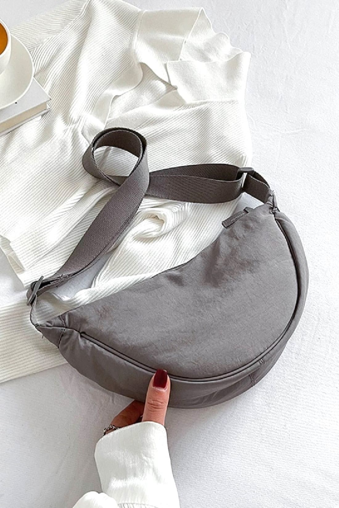 Crescent Crossbody Bag | bag