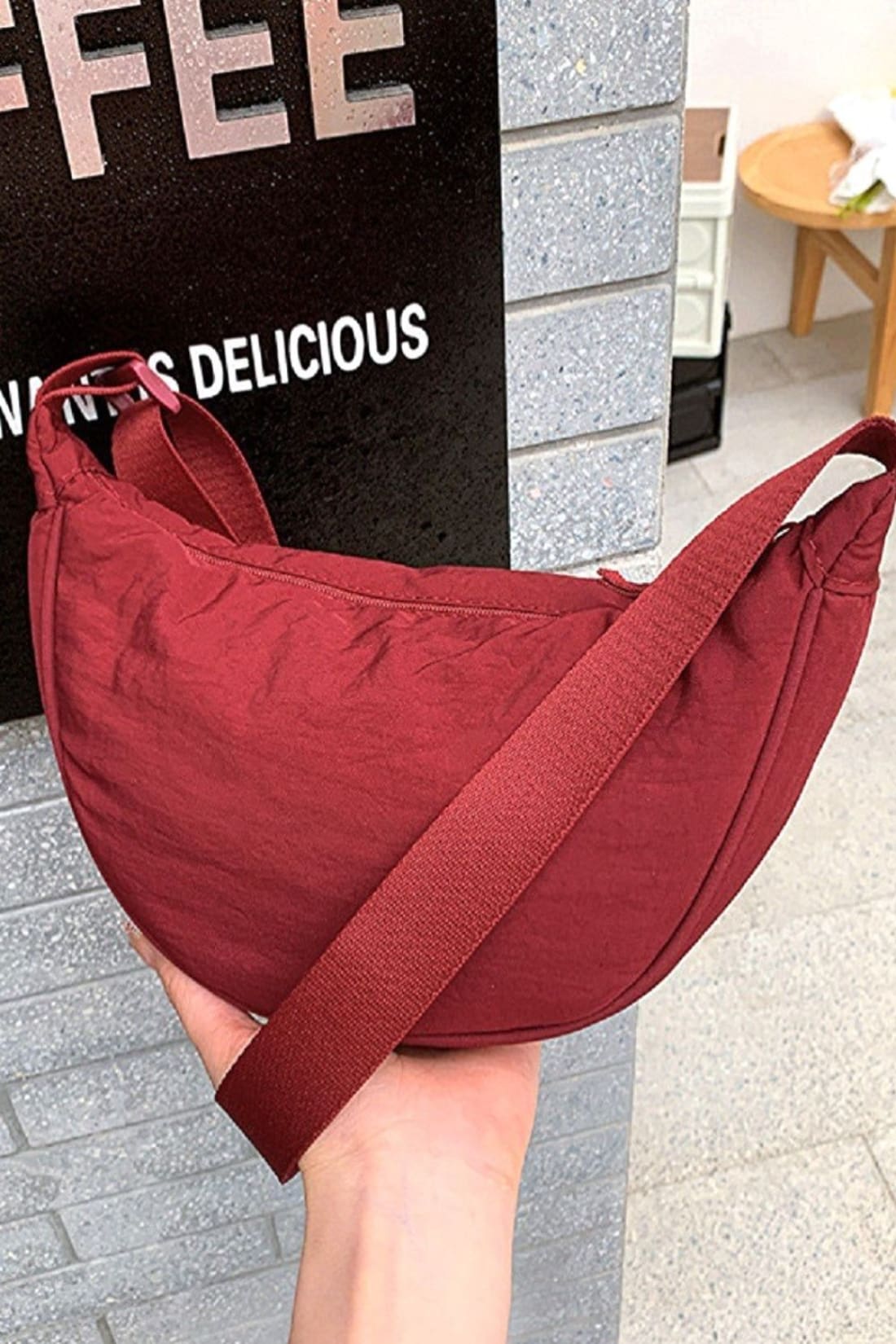 Crescent Crossbody Bag | bag