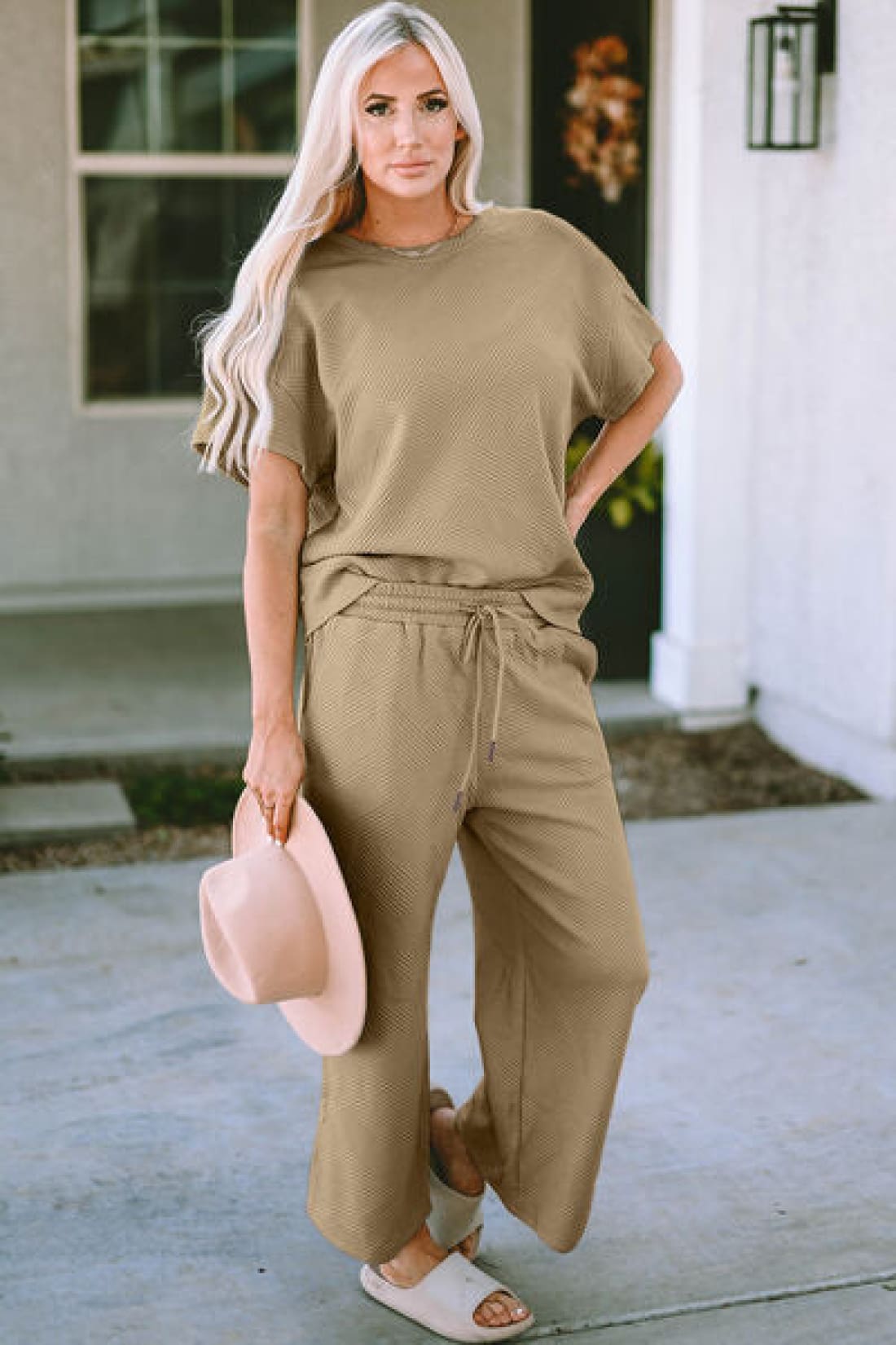 Textured Short Sleeve Top and Pants Lounge Set | lounge pants