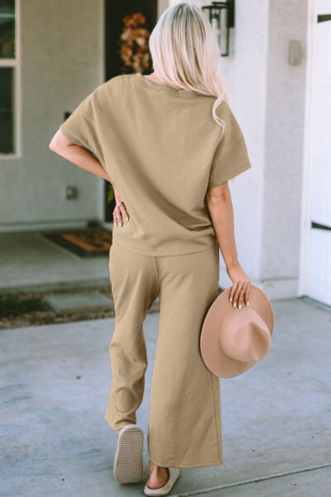 Textured Short Sleeve Top and Pants Lounge Set | lounge pants