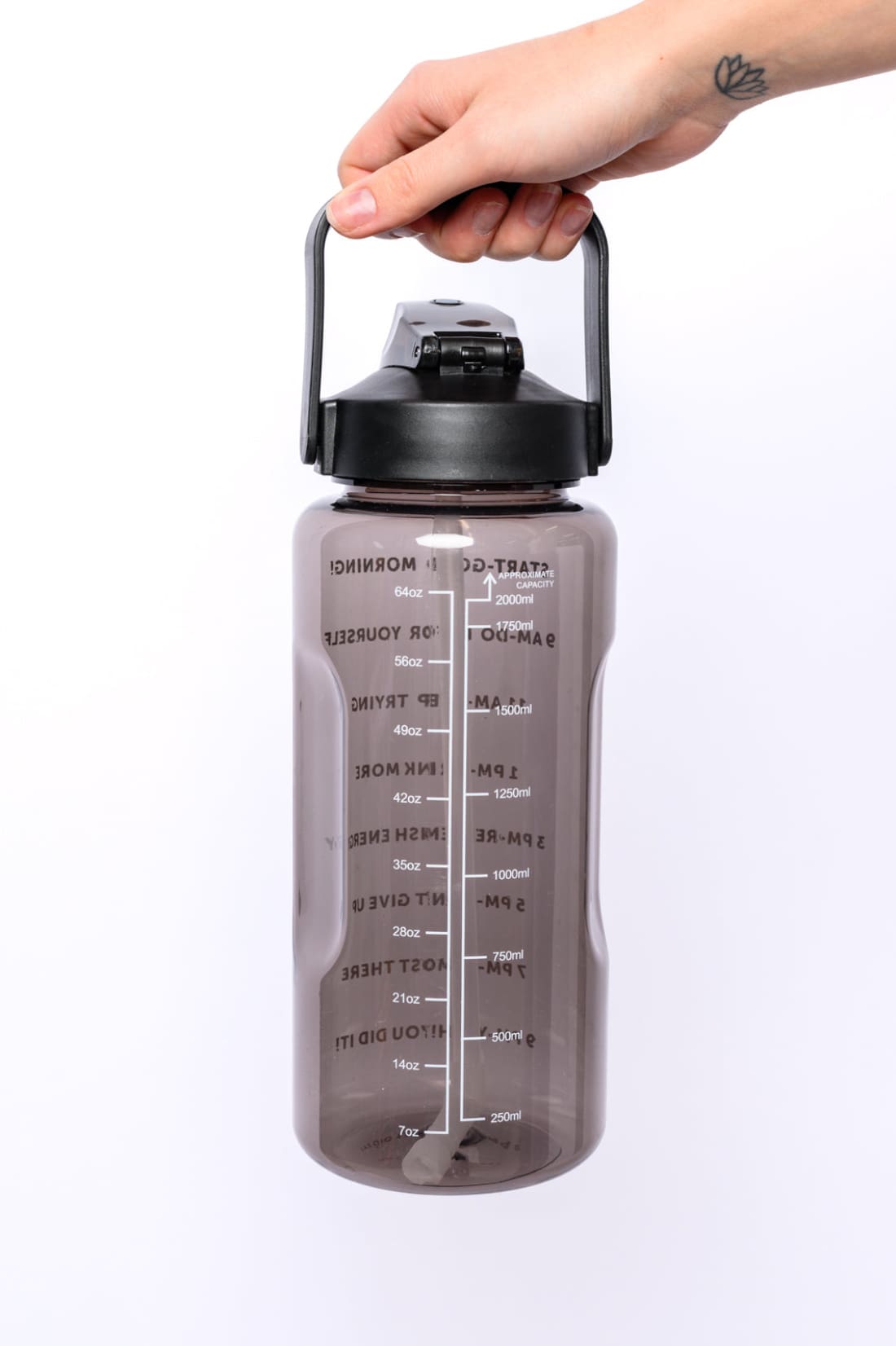 Elevated Water Tracking Bottle in Black | Health & Beauty