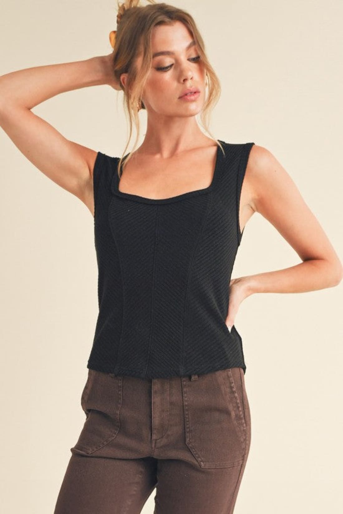 Exposed Seam Ribbed Wide Strap Tank in Black