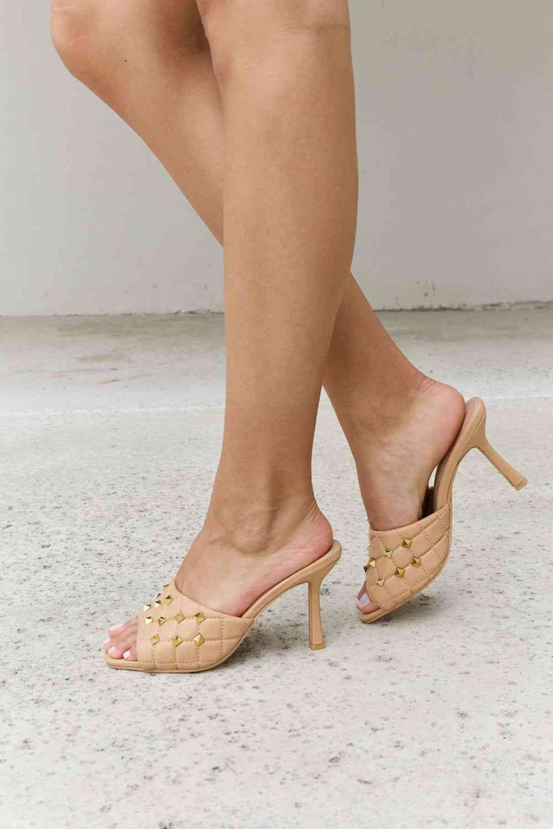 Forever Link Square Toe Quilted Mule Heels in Nude | sandals