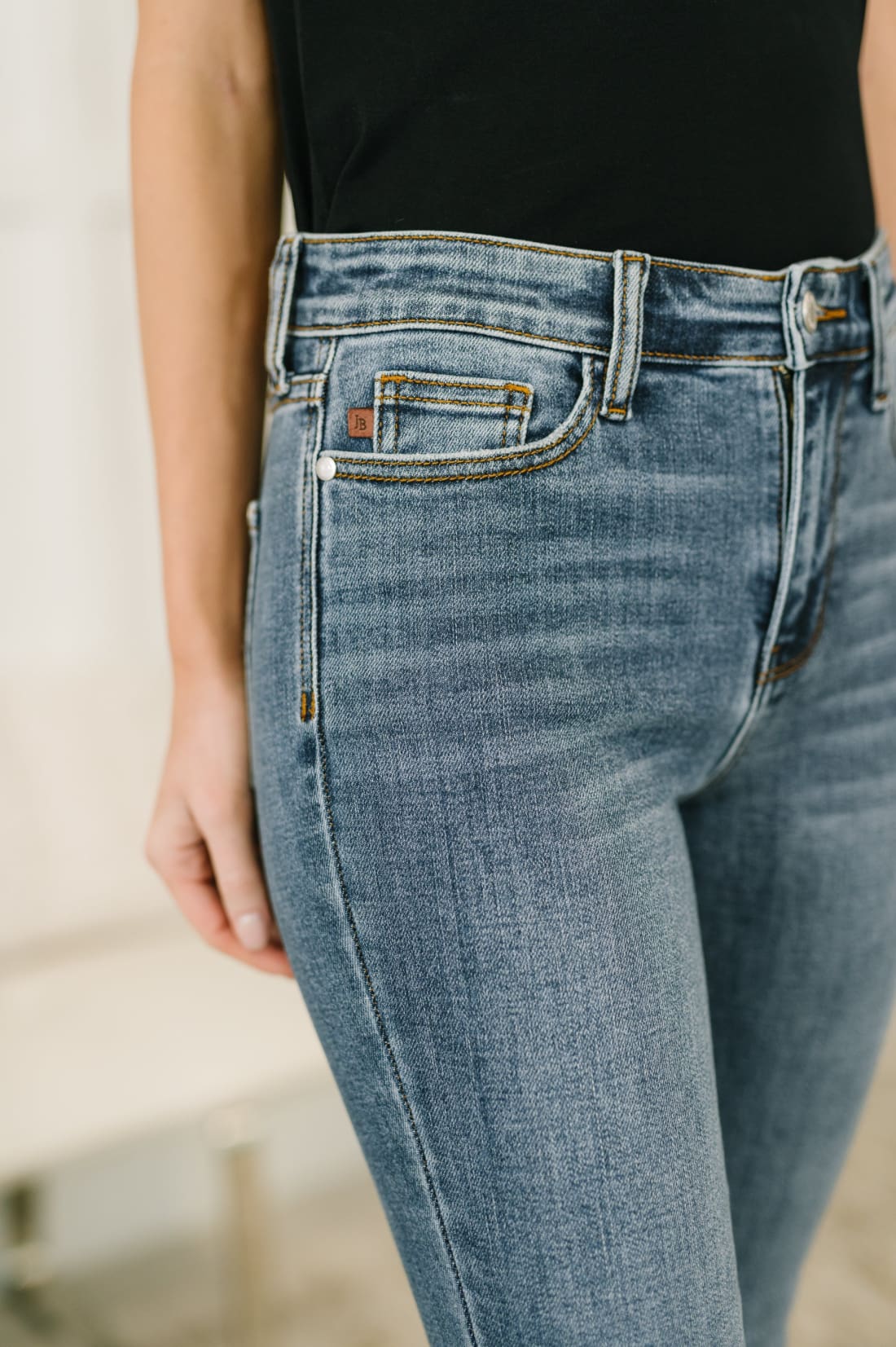 Judy Blue ’Deborah’ Mid Rise Capri