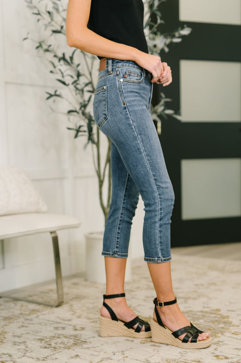 Judy Blue ’Deborah’ Mid Rise Capri