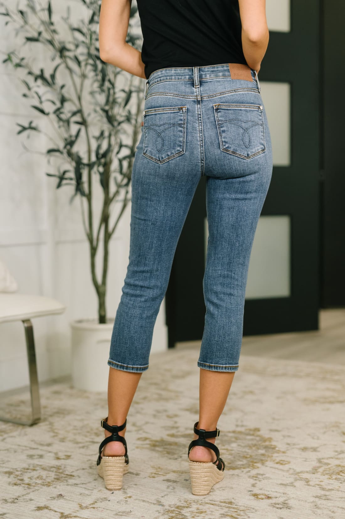Judy Blue ’Deborah’ Mid Rise Capri