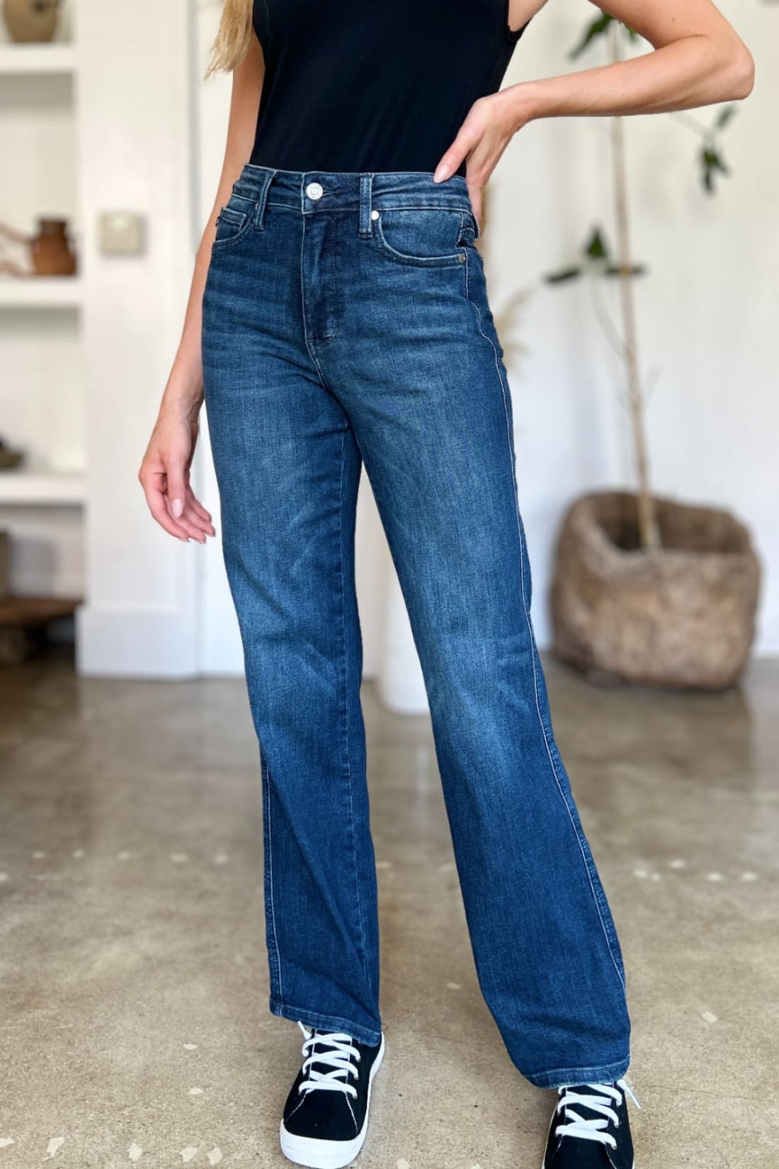 Judy Blue Tummy Control Straight Jeans | Women’s Jeans