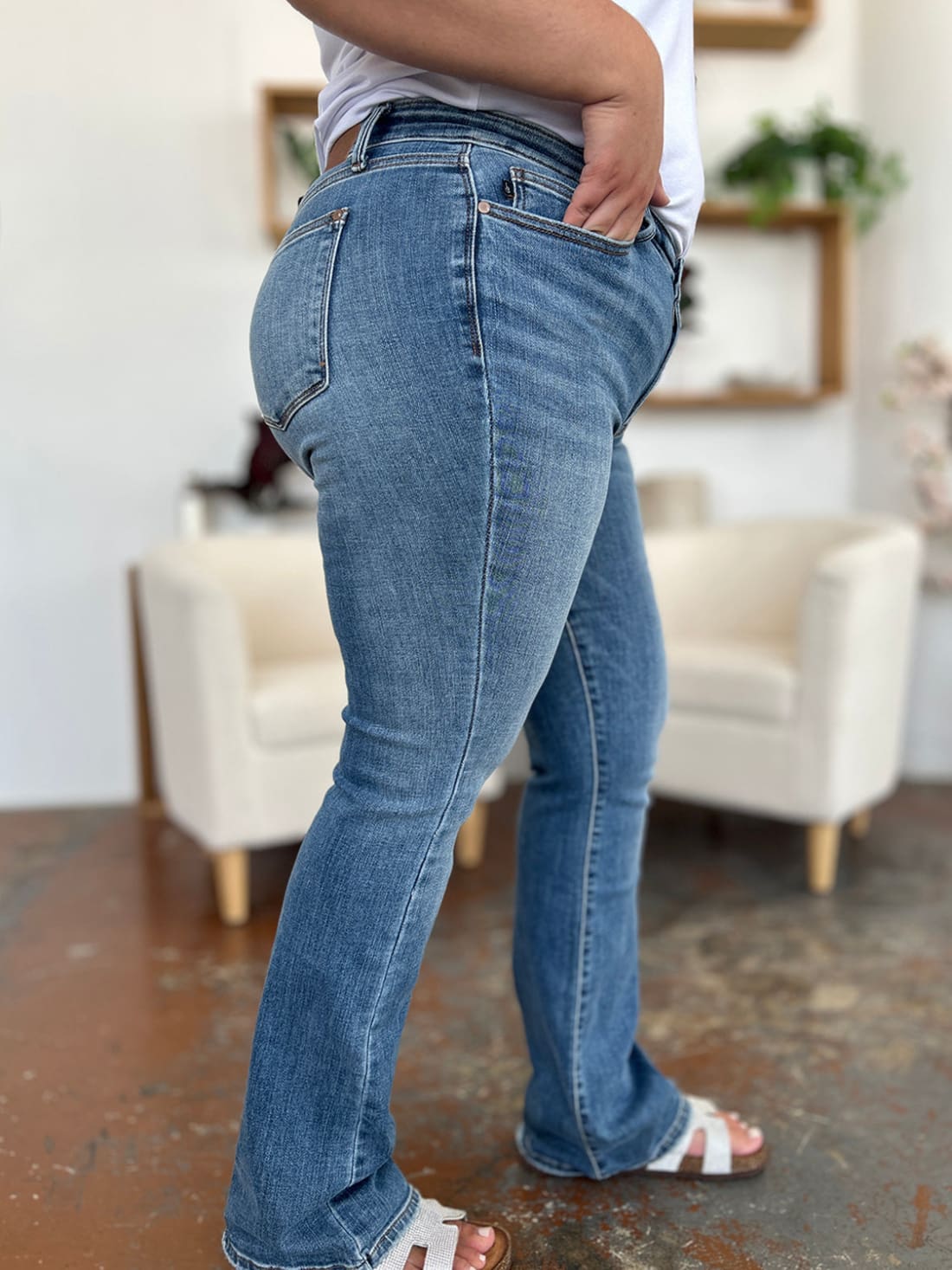 Judy Blue Mid-Rise Straight Jeans | Women’s Jeans