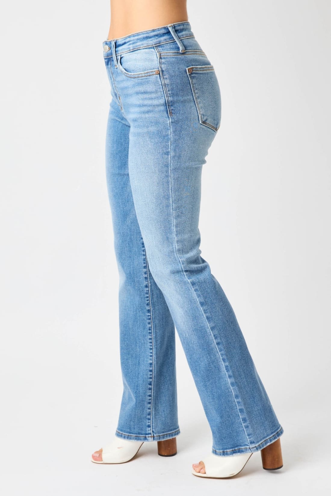 Judy Blue Mid-Rise Straight Jeans | Women’s Jeans