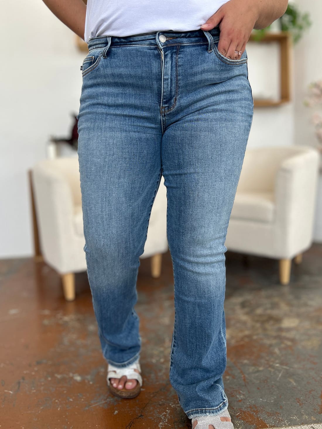 Judy Blue Mid-Rise Straight Jeans | Women’s Jeans