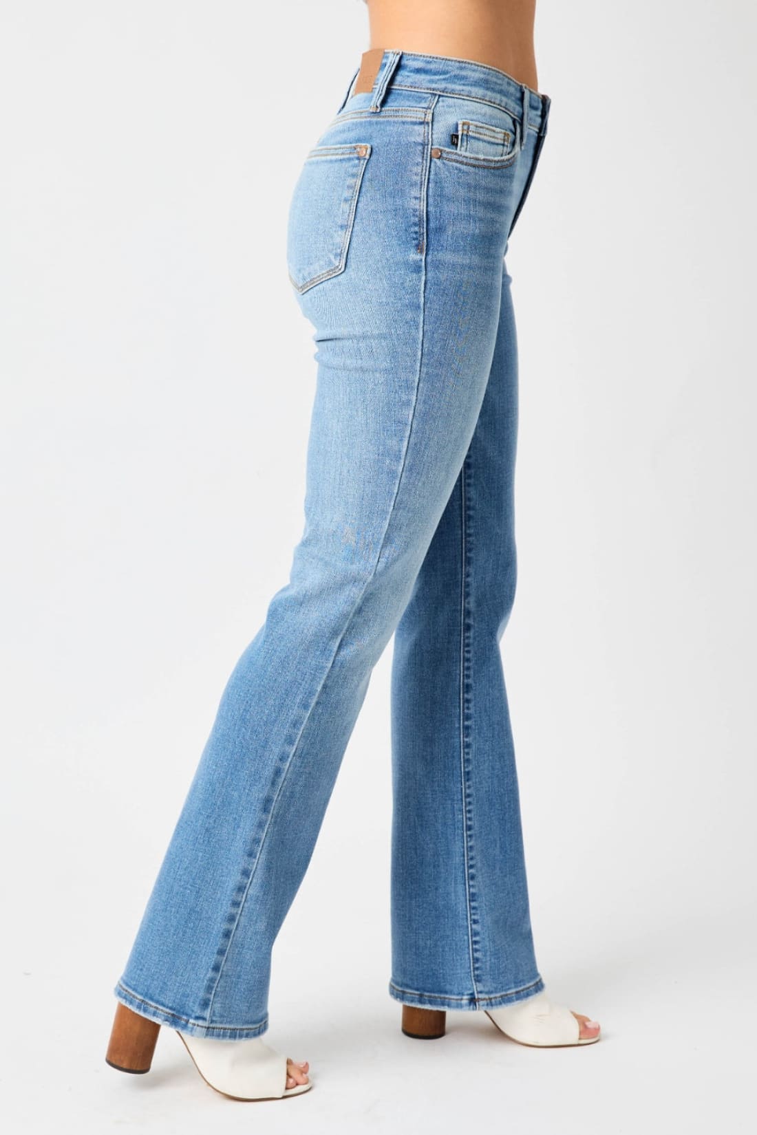 Judy Blue Mid-Rise Straight Jeans | Women’s Jeans