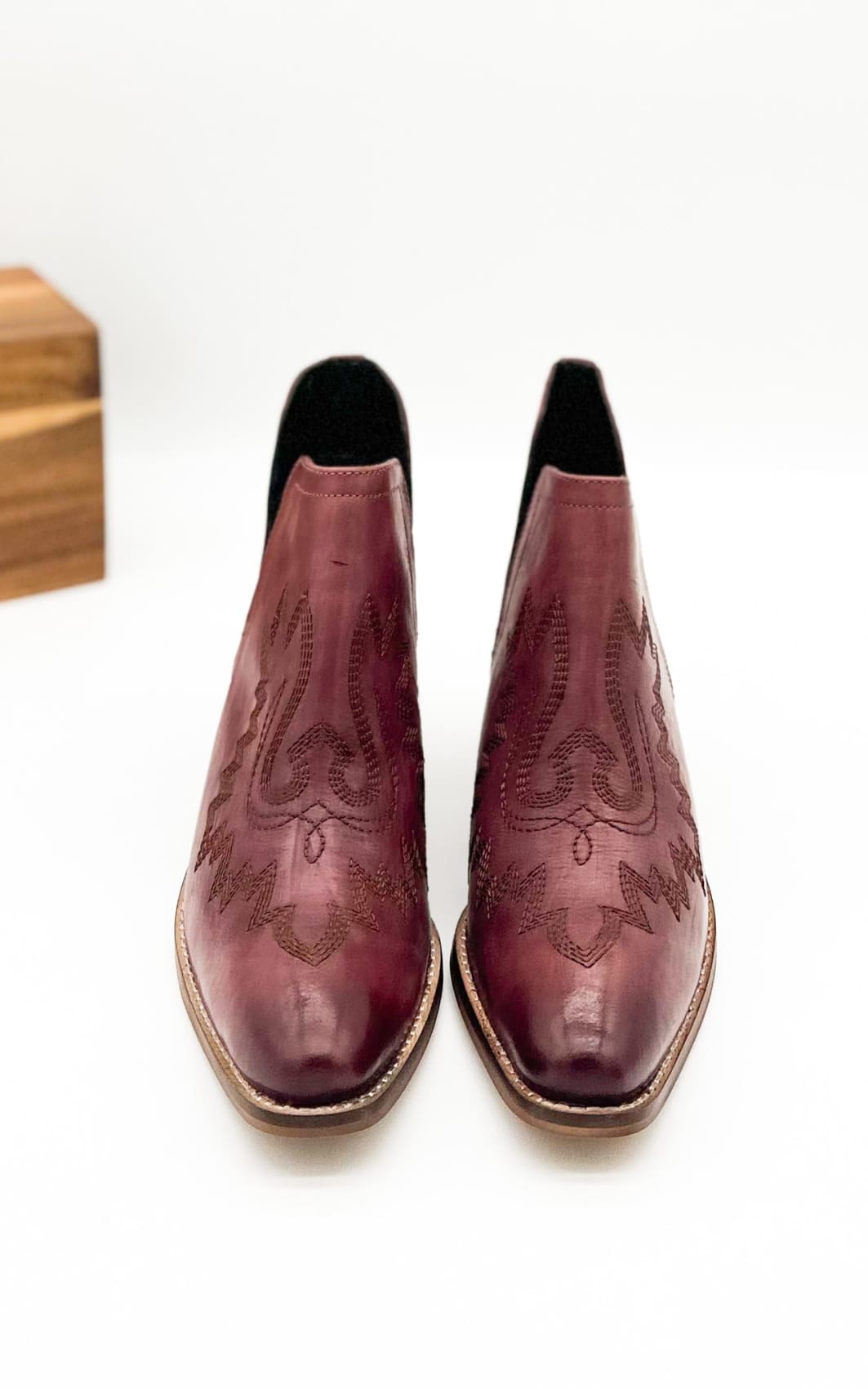 Genuine Leather Kickin’ Western Booties in Burgundy | boots