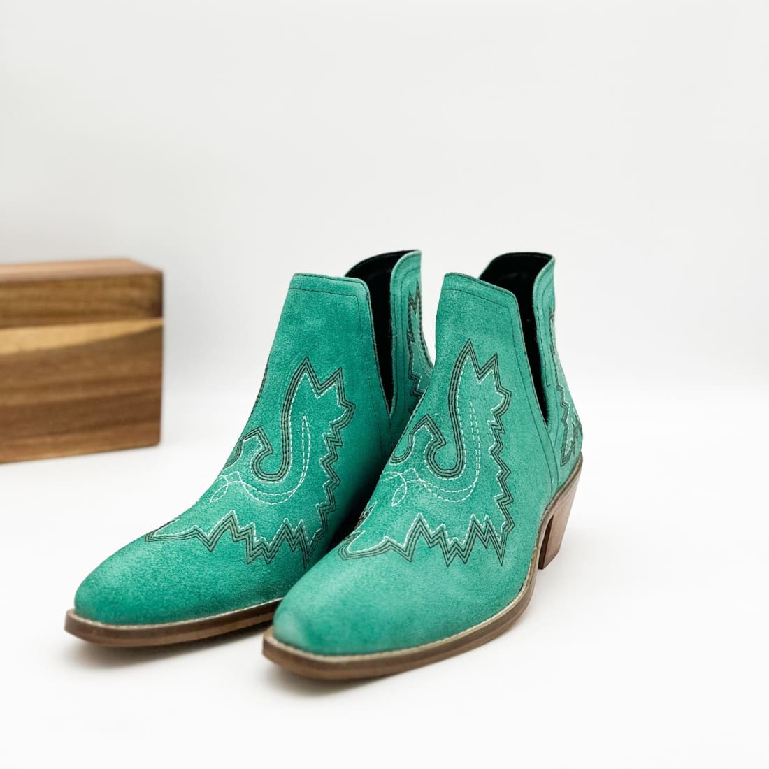 Kickin’ Booties in Turquoise Suede | boots