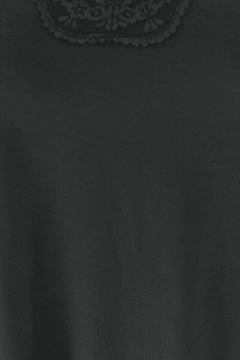 Lace Trimmed V-Neck Cutout Cami