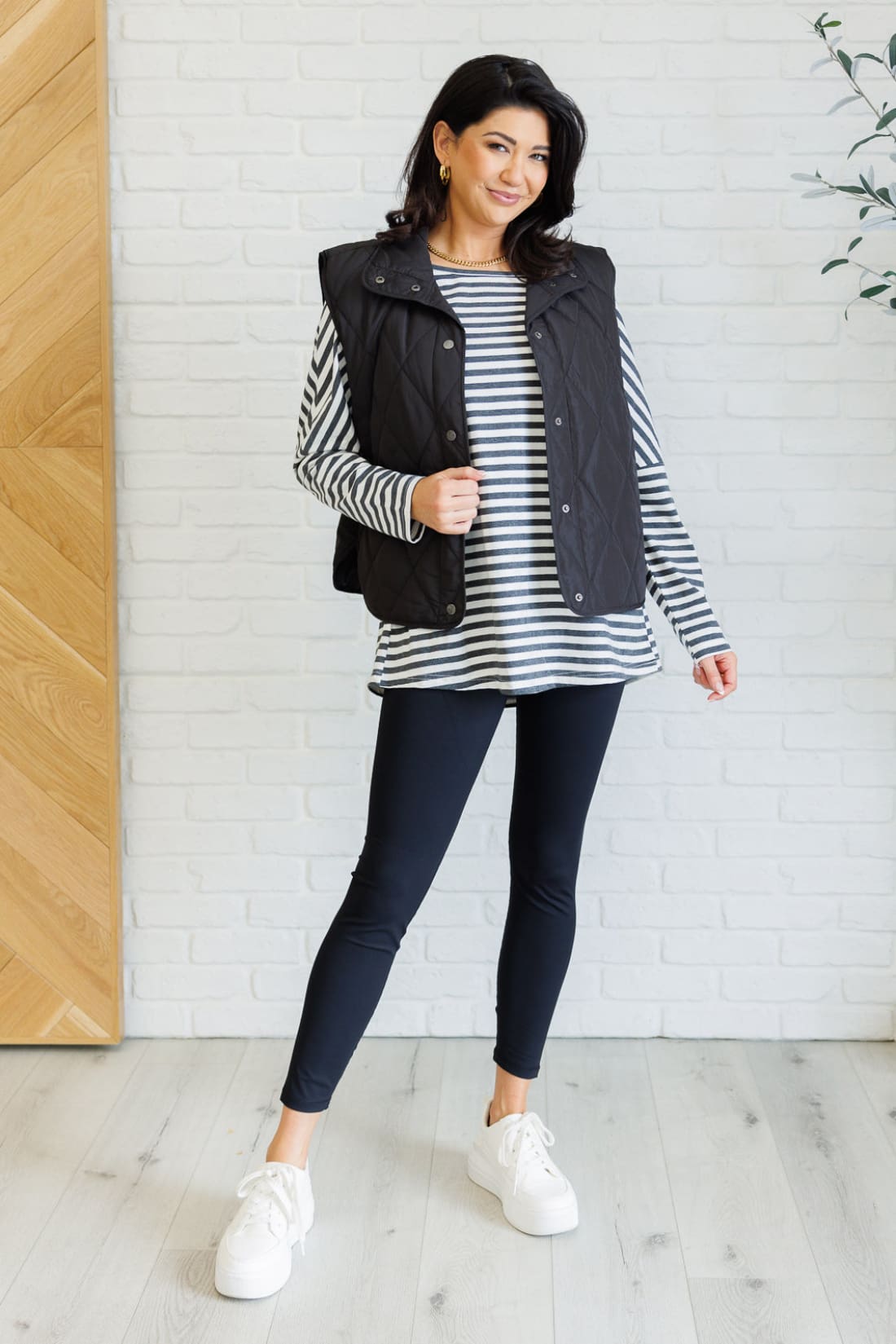 Layering Queen Quilted Puffer Vest in Black | Layers