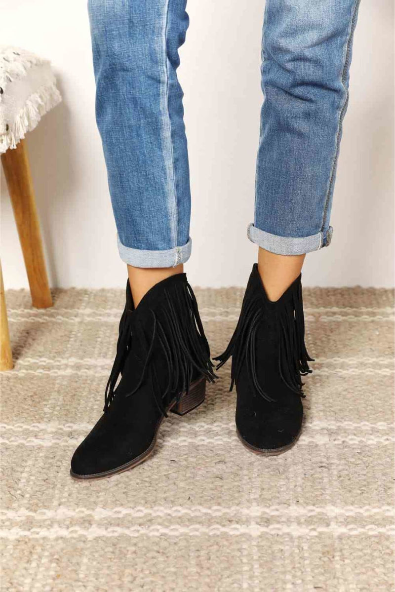 Legend Women’s Fringe Cowboy Western Ankle Boots