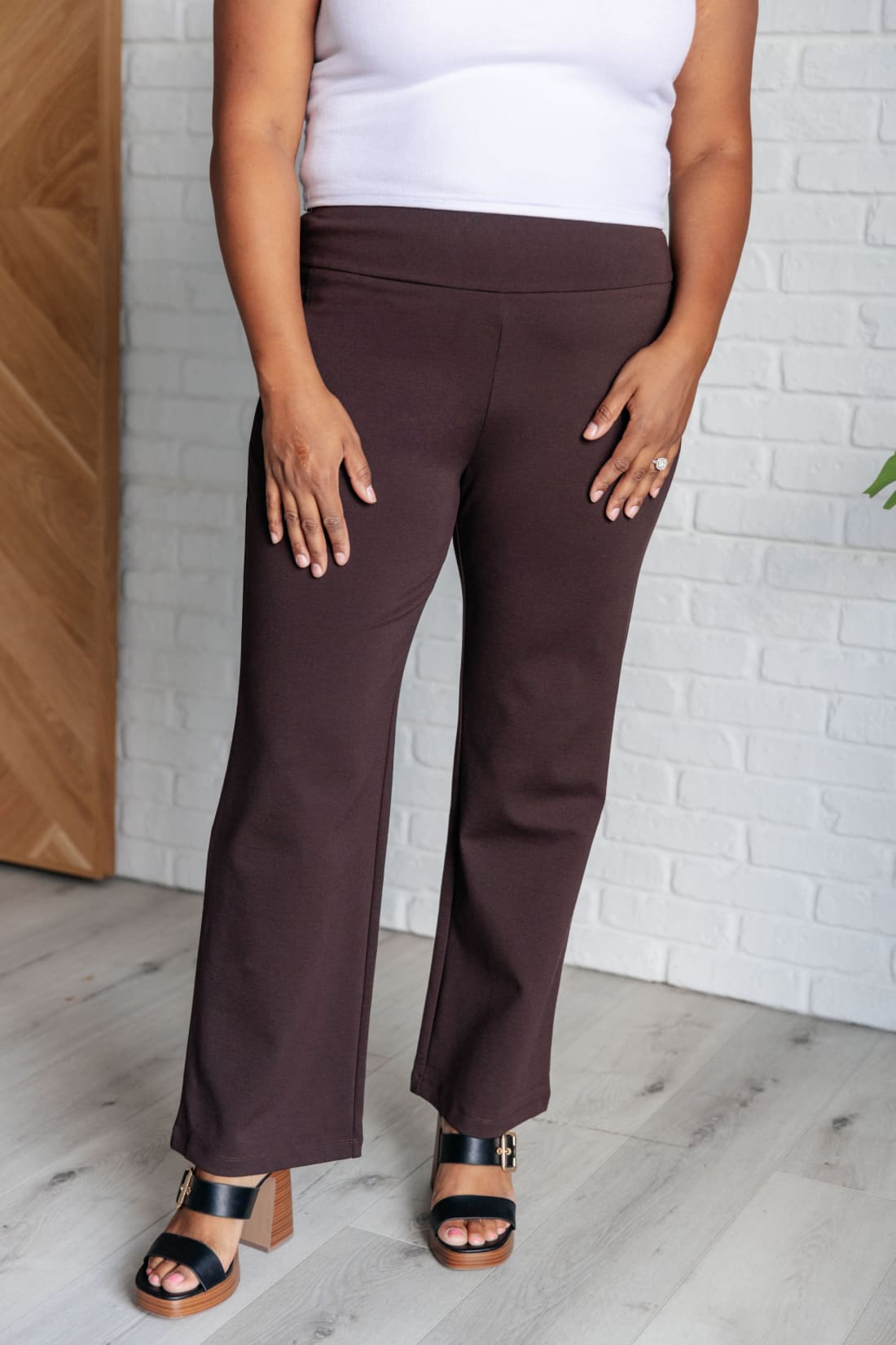 Magic Straight Pants in Chocolate | pants