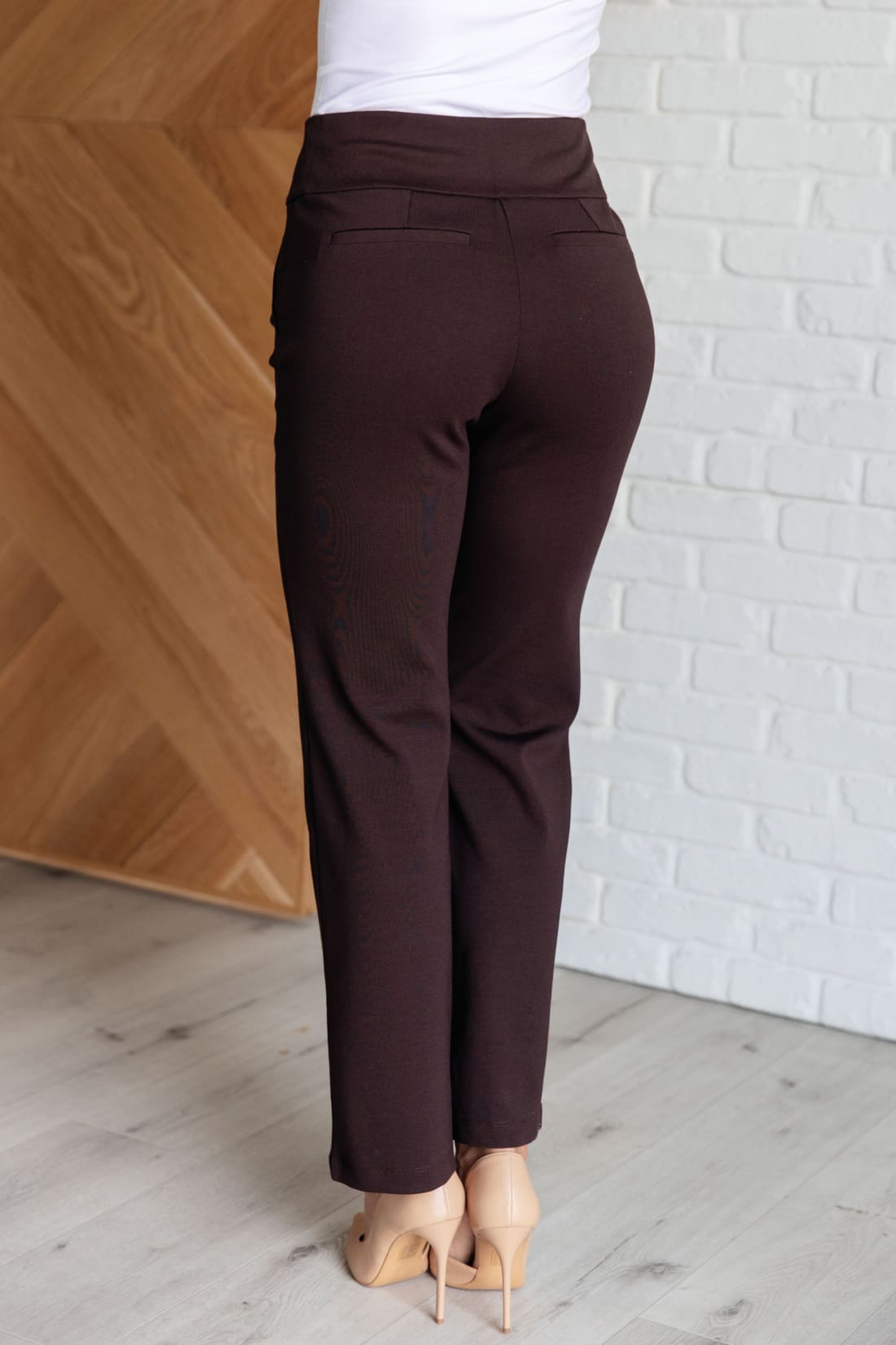 Magic Straight Pants in Chocolate | pants