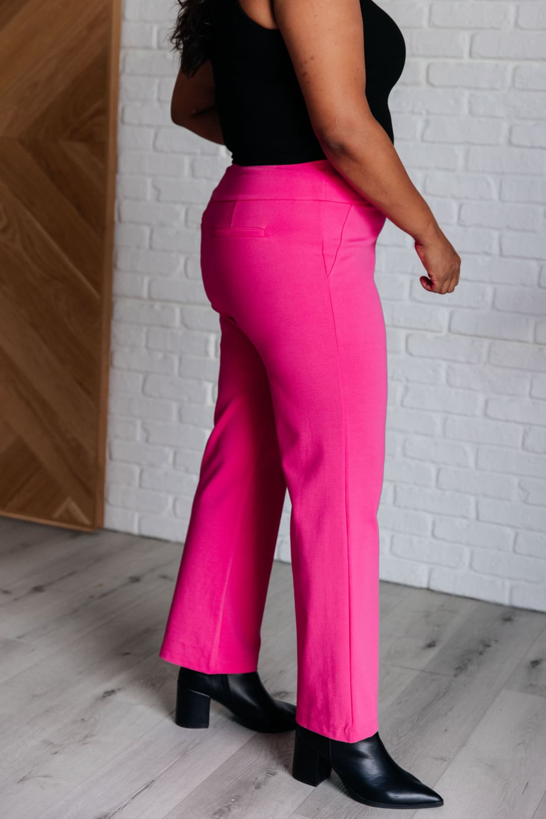 Magic Straight Pants in Hot Pink | pants