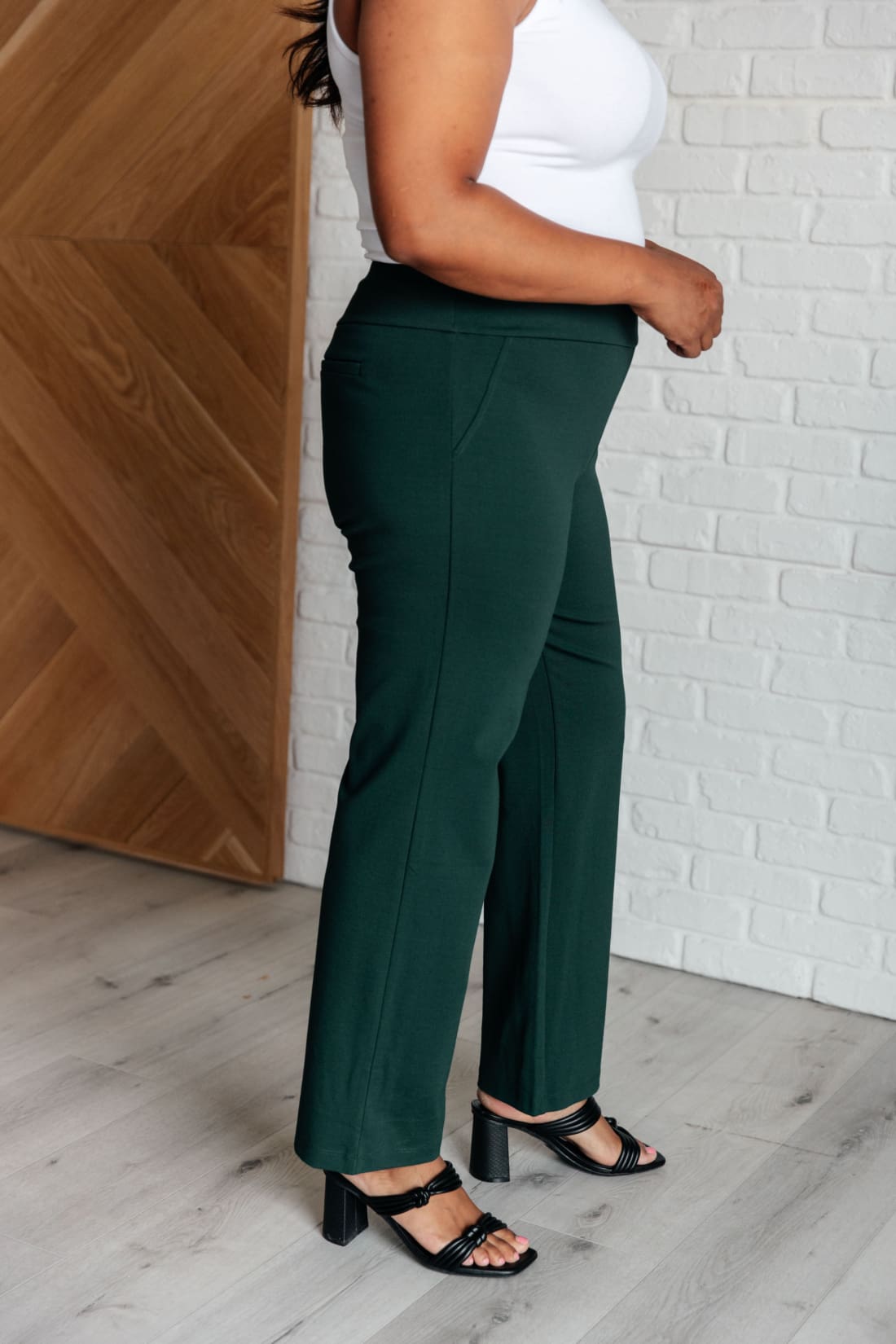 Magic Straight Pants in Hunter Green | pants