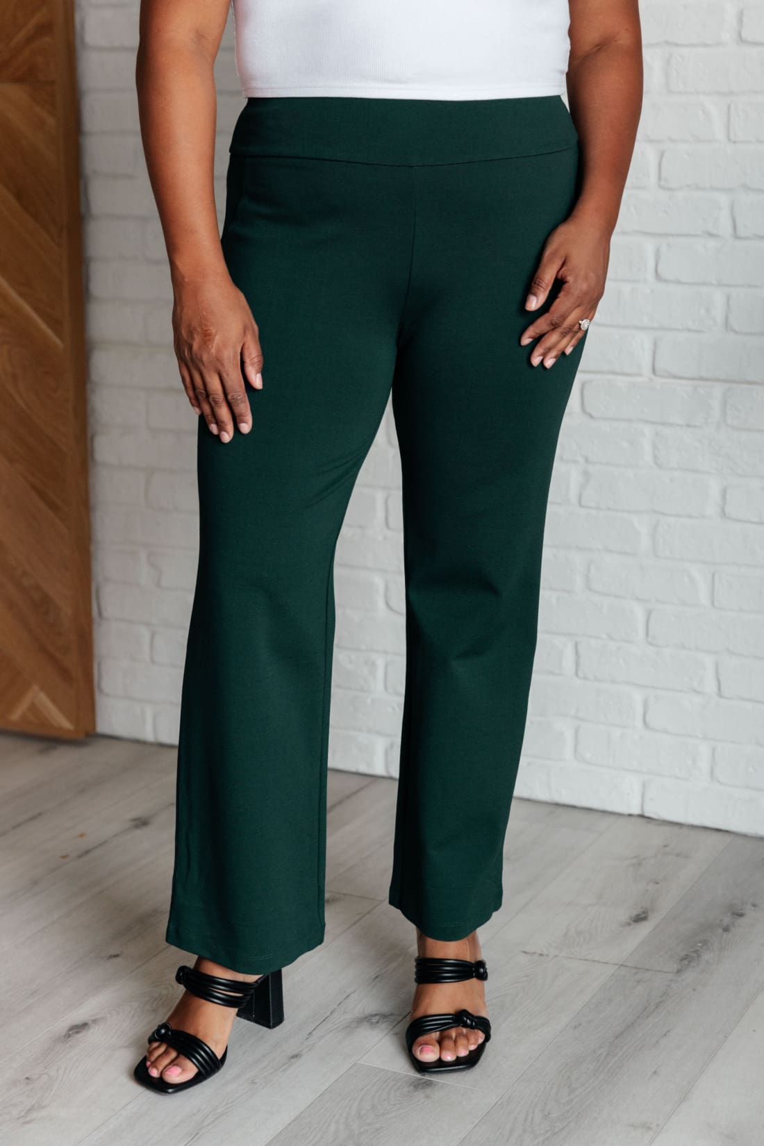 Magic Straight Pants in Hunter Green | pants