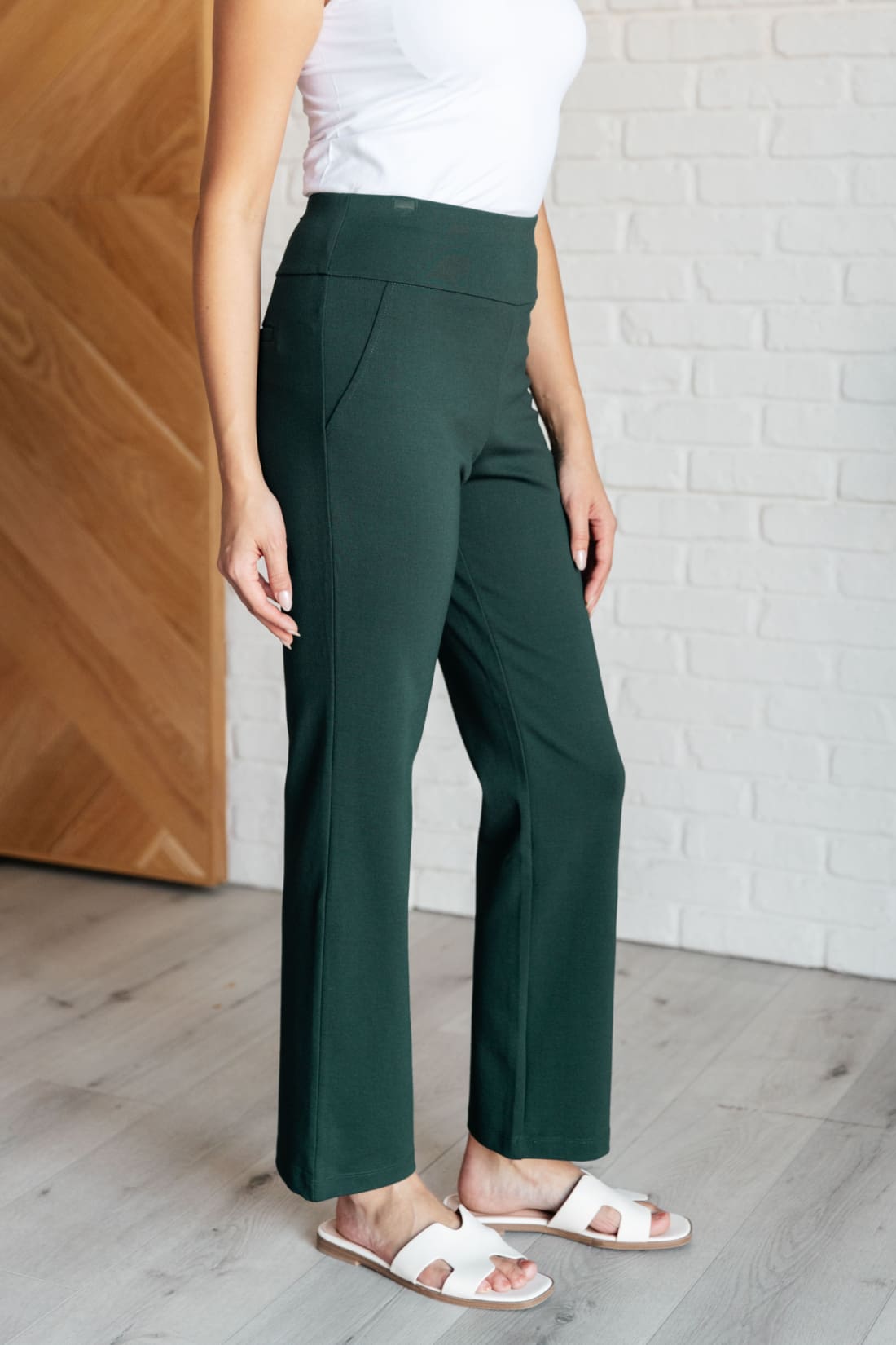 Magic Straight Pants in Hunter Green | pants