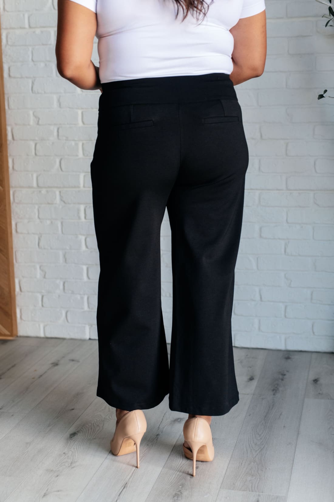 Magic Wide Leg Crop Pants in Black | Bottoms