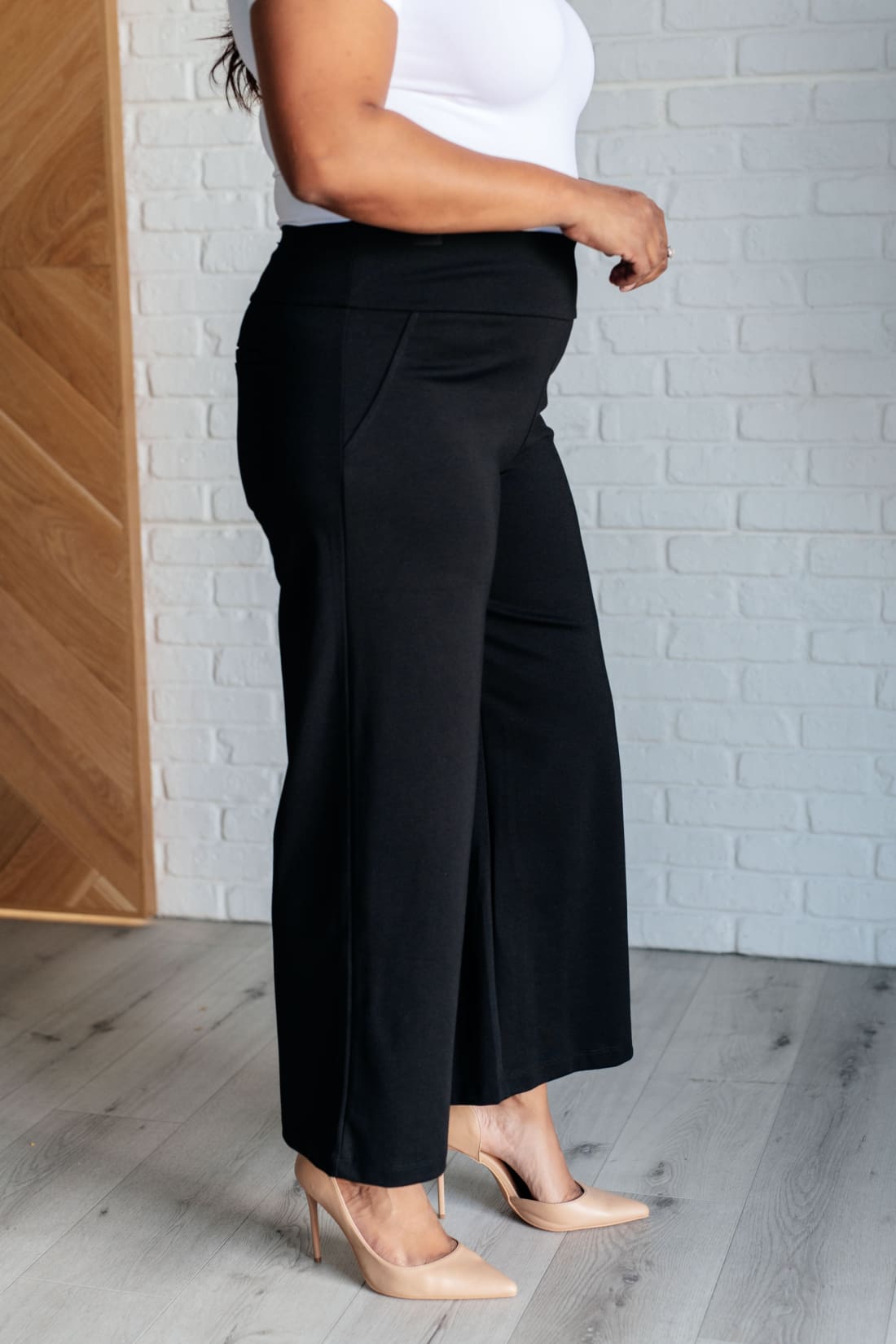 Magic Wide Leg Crop Pants in Black | Bottoms