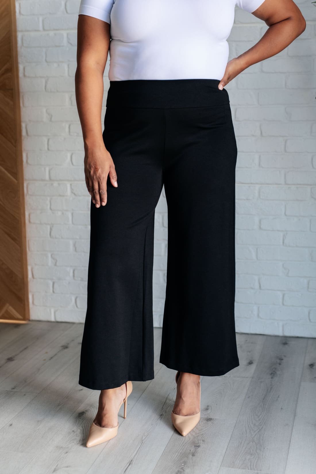 Magic Wide Leg Crop Pants in Black | Bottoms