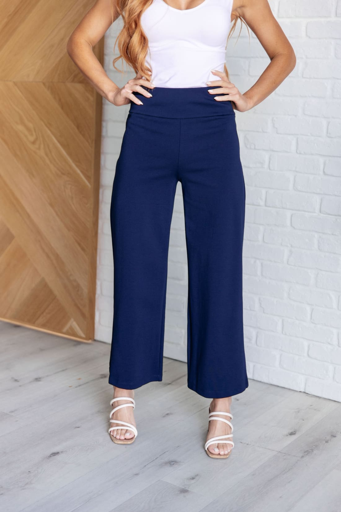 Magic Wide Leg Crop Pants in Navy | pants