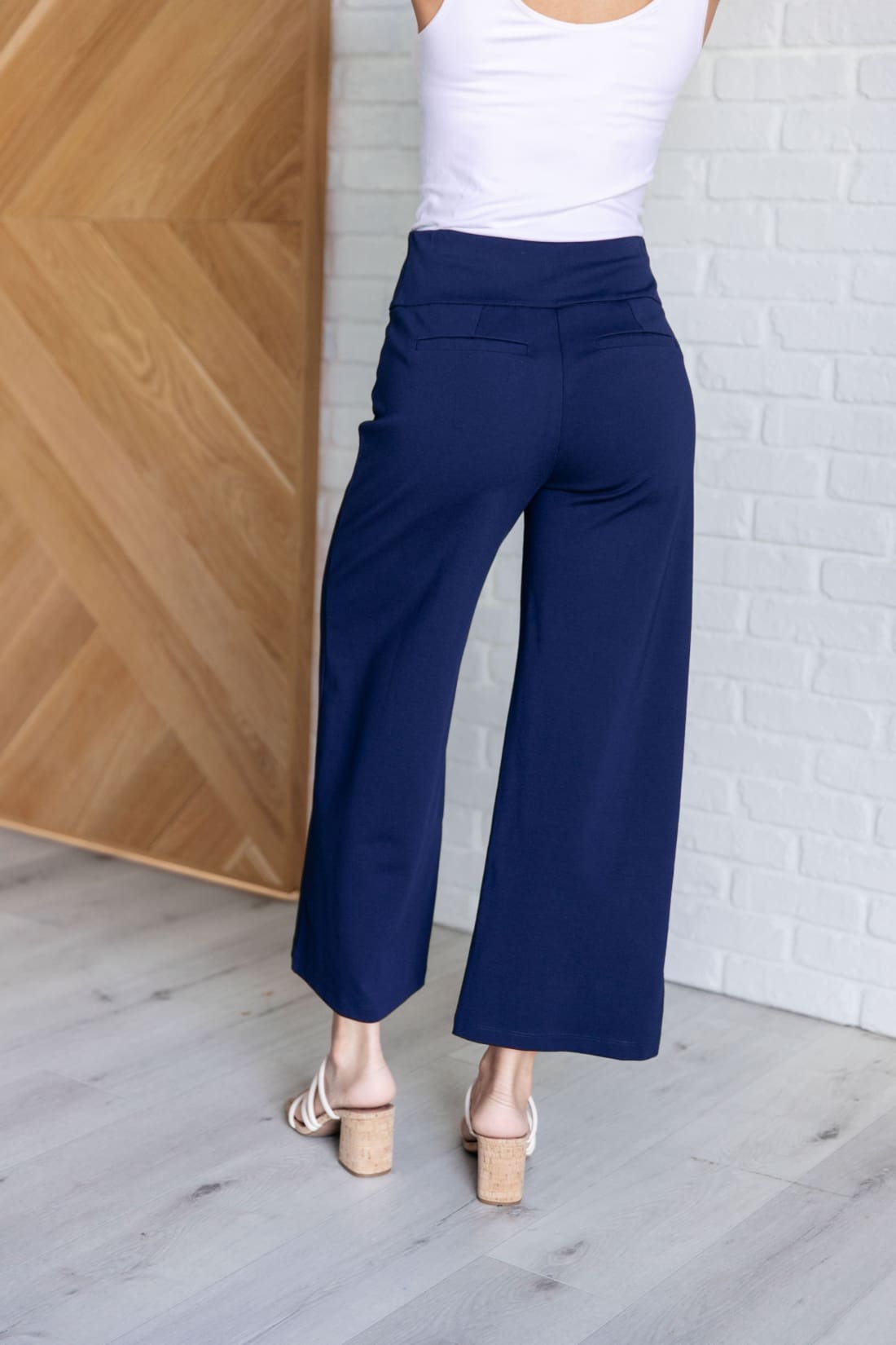 Magic Wide Leg Crop Pants in Navy | pants