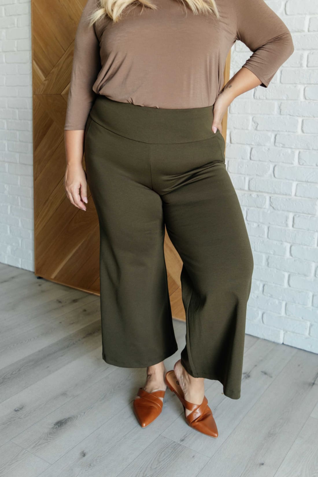 Magic Wide Leg Crop Pants in Olive | Bottoms