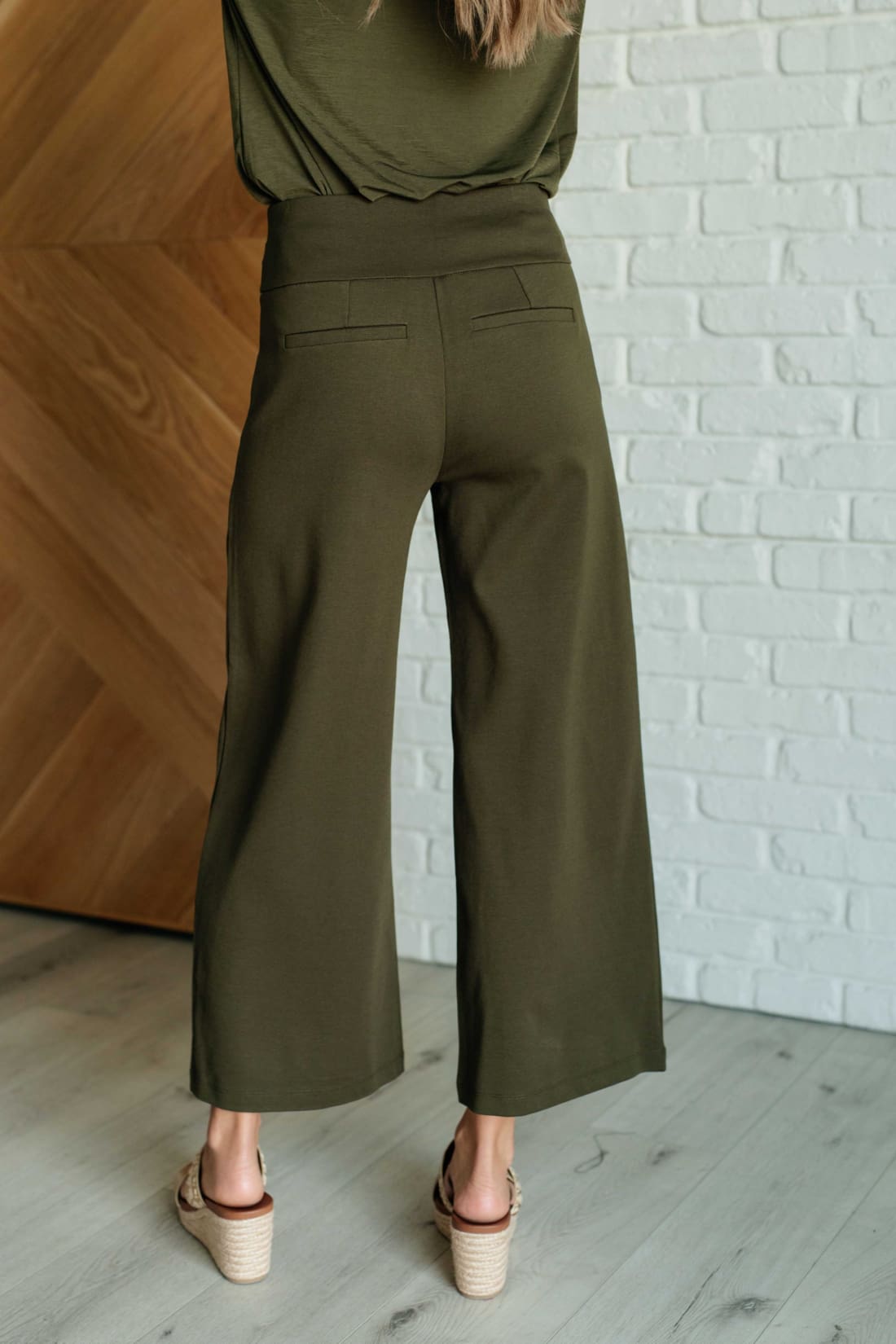 Magic Wide Leg Crop Pants in Olive | Bottoms