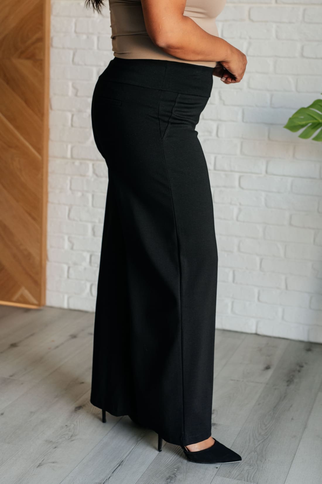 Magic Wide Leg Pants in Black | pants