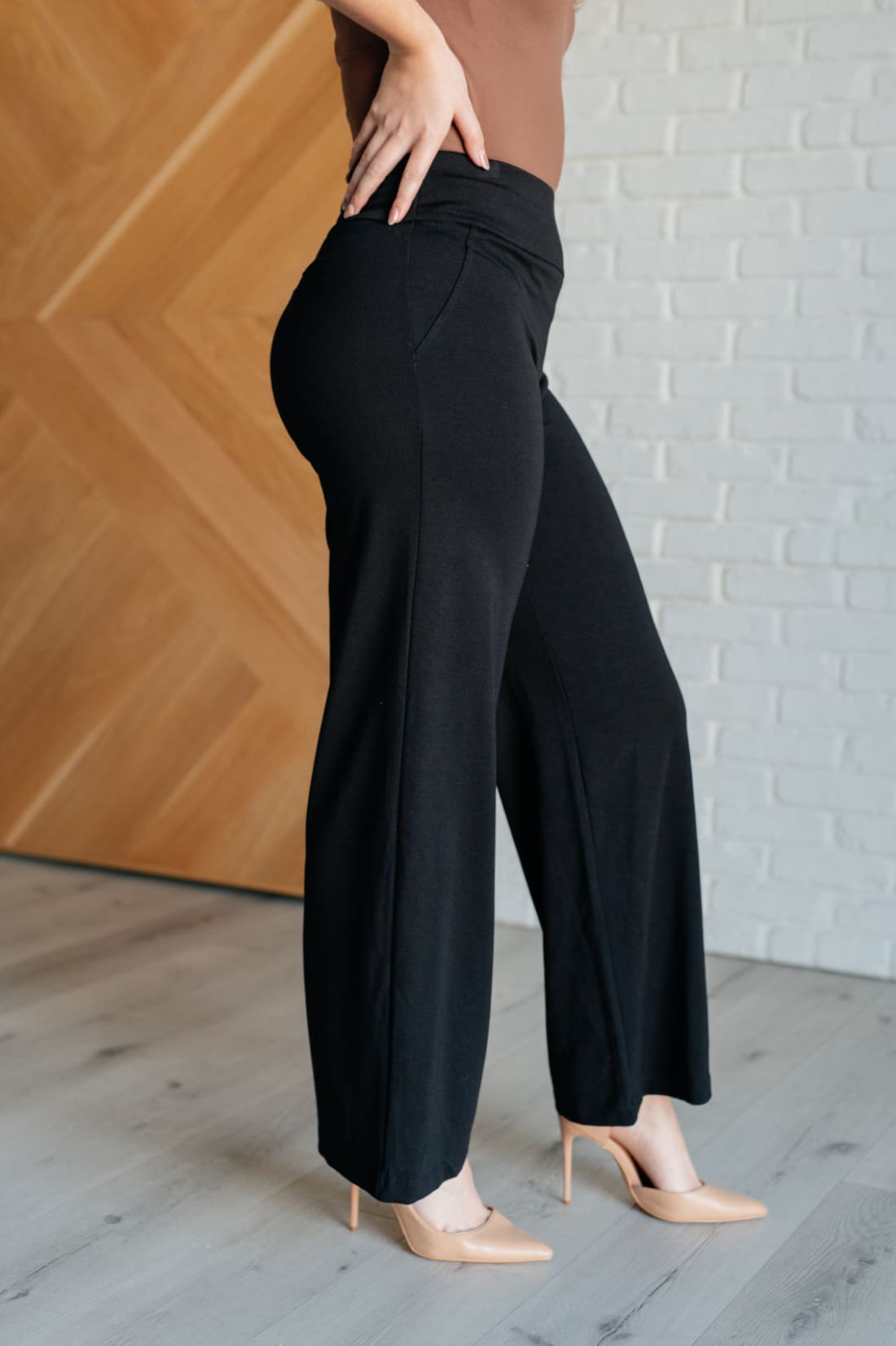 Magic Wide Leg Pants in Black | pants