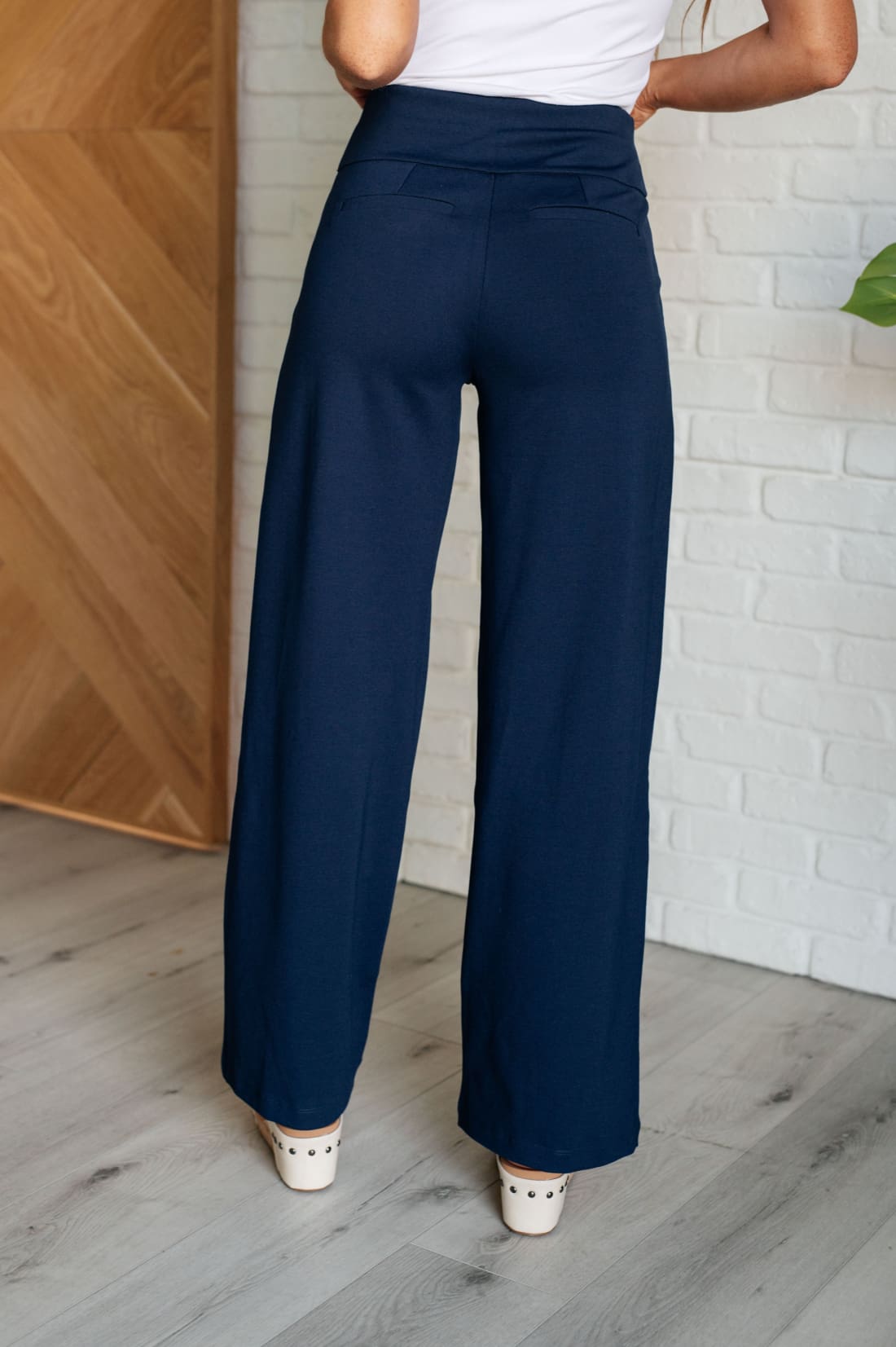 Magic Wide Leg Pants in Navy | Pants