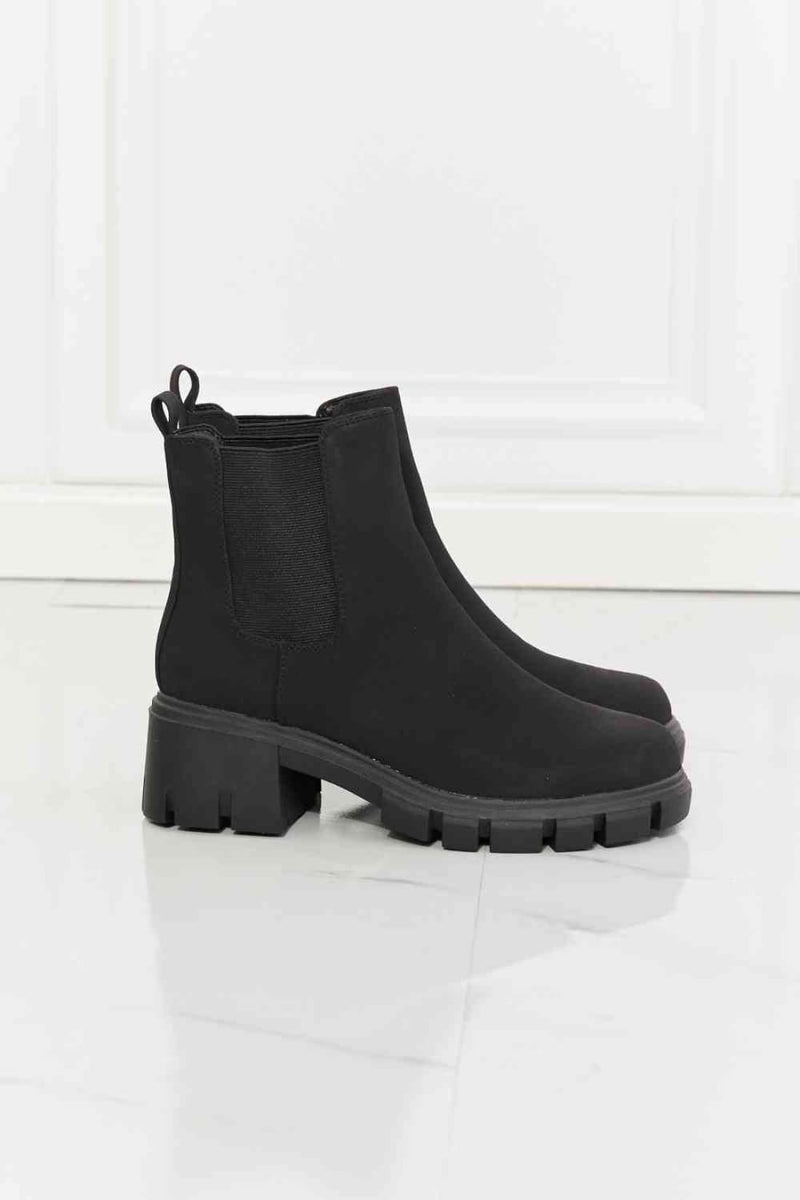 MMShoes Work For It Matte Lug Sole Chelsea Boots in Black | boots